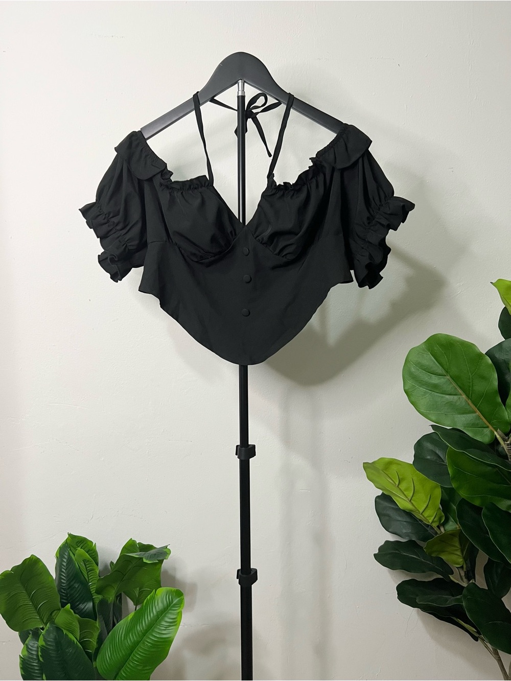 Black Ruffled Off-Shoulder Crop Top - Picture 2 of 4